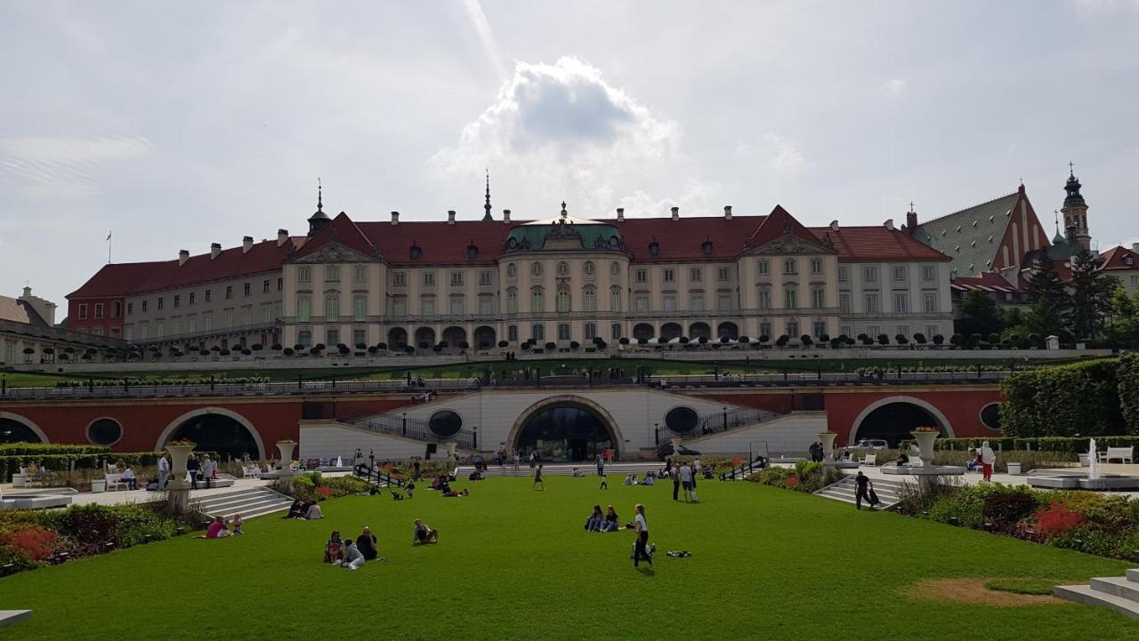 Stadium Apart Warsaw Luaran gambar
